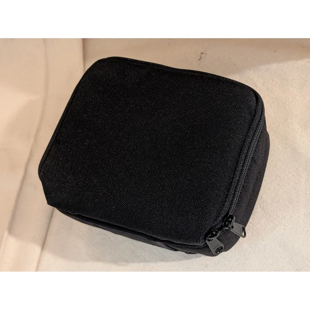 Nikon SS-700 Soft Case for Speedlight SB-700 Flash Black Padded Pouch Zippered